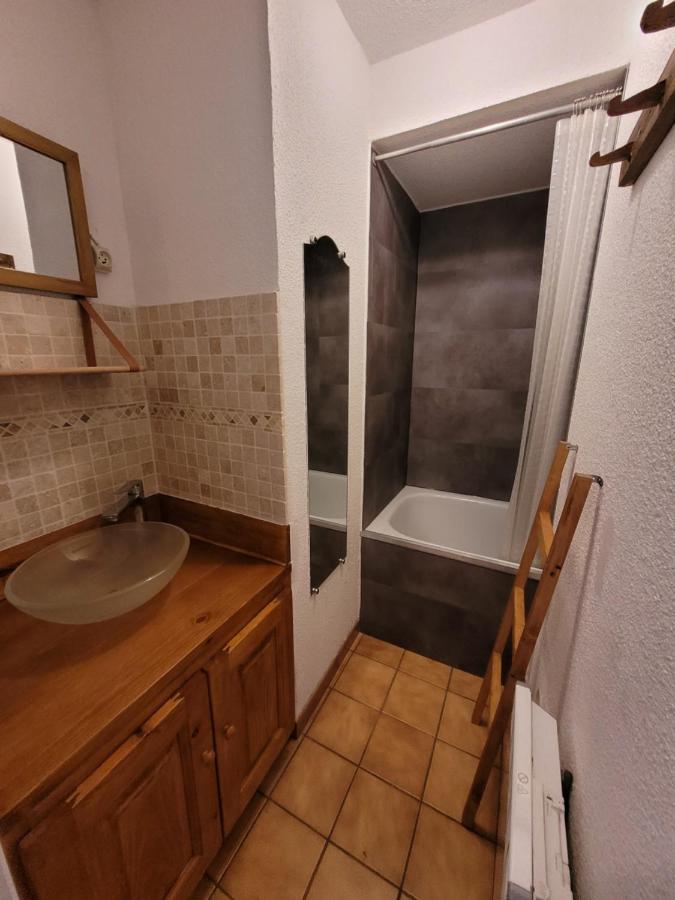 Appartement Le Flocon, Joli Petit Cocon 4 Pers En Rez De Jardin Draps Inclus Ле-Русс Экстерьер фото